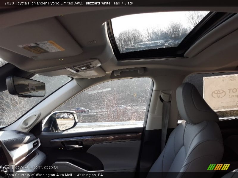 Blizzard White Pearl / Black 2020 Toyota Highlander Hybrid Limited AWD