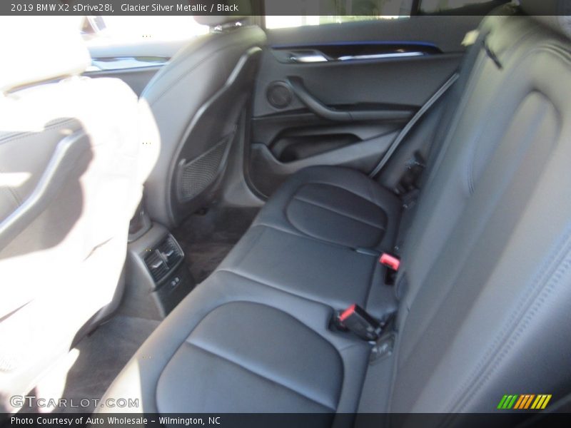 Glacier Silver Metallic / Black 2019 BMW X2 sDrive28i