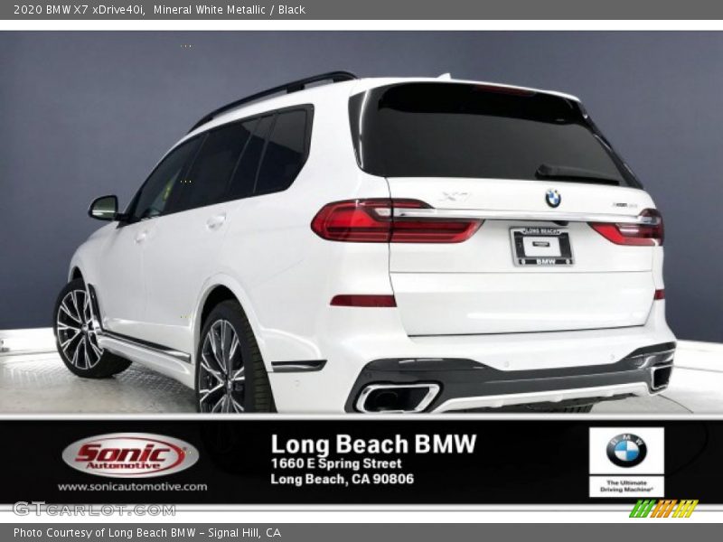 Mineral White Metallic / Black 2020 BMW X7 xDrive40i