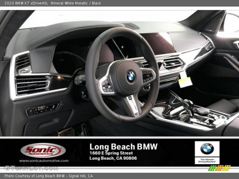 Mineral White Metallic / Black 2020 BMW X7 xDrive40i