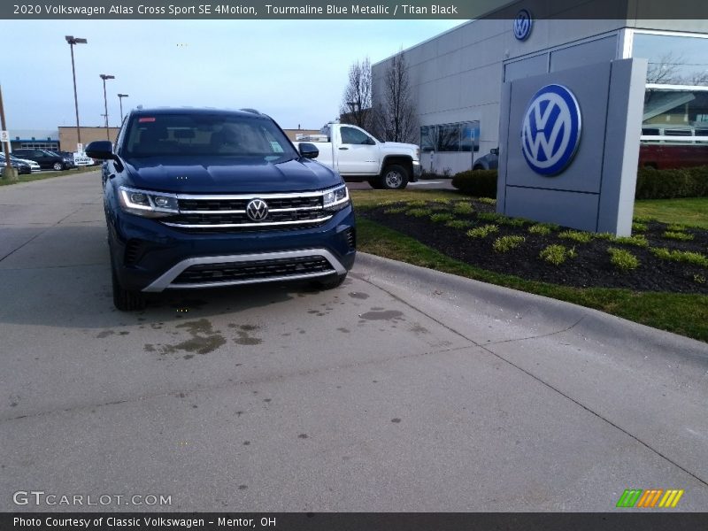 Tourmaline Blue Metallic / Titan Black 2020 Volkswagen Atlas Cross Sport SE 4Motion