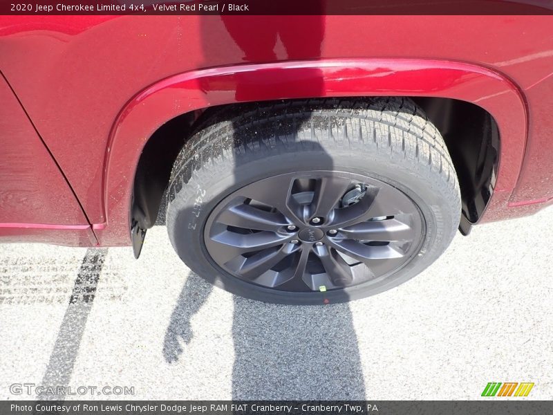 Velvet Red Pearl / Black 2020 Jeep Cherokee Limited 4x4