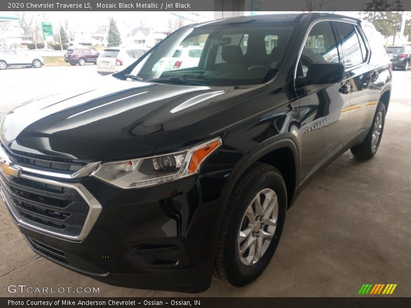 Mosaic Black Metallic / Jet Black 2020 Chevrolet Traverse LS