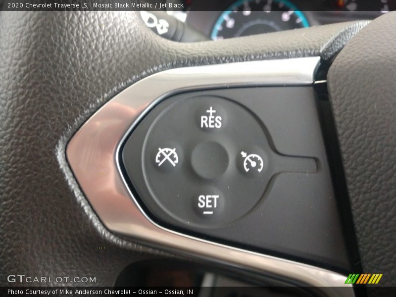 Mosaic Black Metallic / Jet Black 2020 Chevrolet Traverse LS