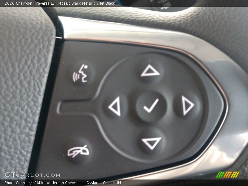 Mosaic Black Metallic / Jet Black 2020 Chevrolet Traverse LS