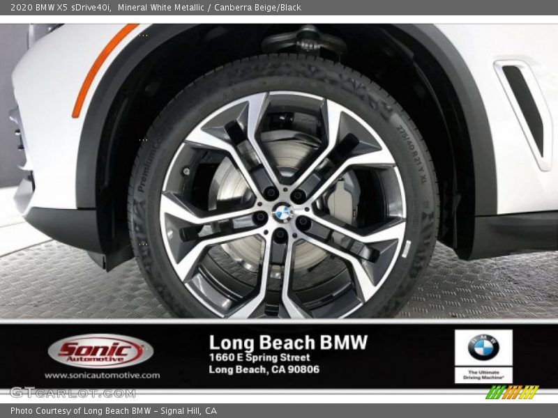 Mineral White Metallic / Canberra Beige/Black 2020 BMW X5 sDrive40i