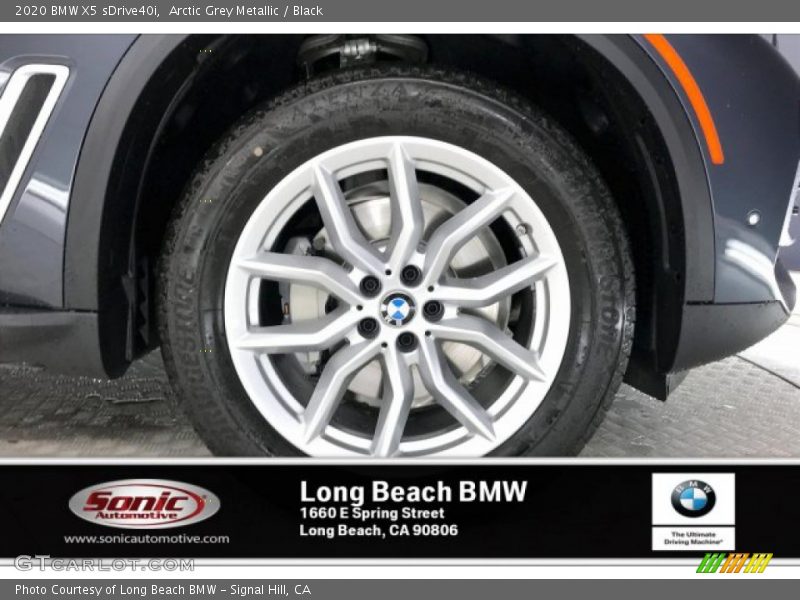 Arctic Grey Metallic / Black 2020 BMW X5 sDrive40i