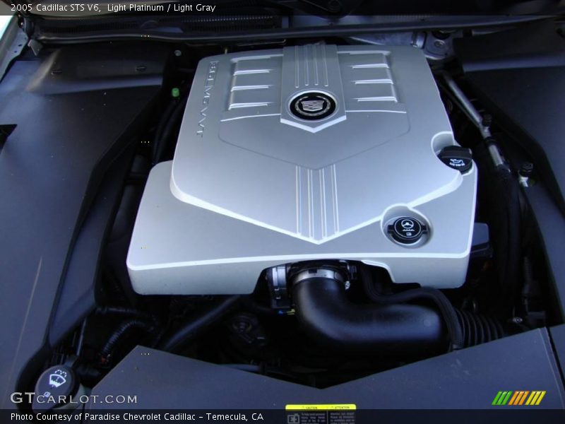 Light Platinum / Light Gray 2005 Cadillac STS V6