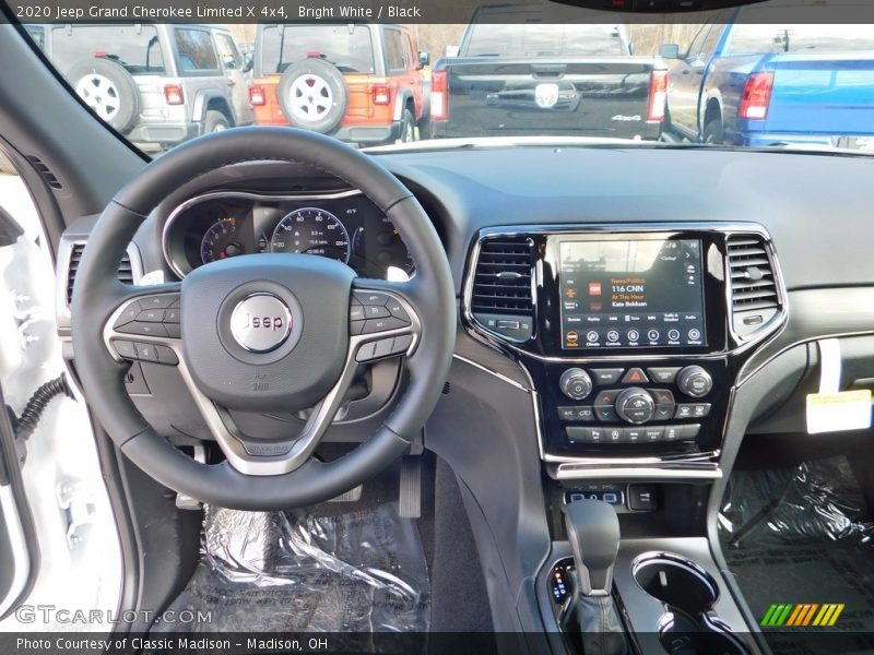 Bright White / Black 2020 Jeep Grand Cherokee Limited X 4x4