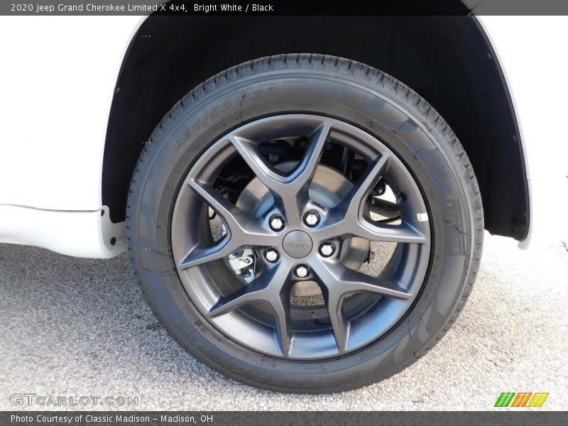 Bright White / Black 2020 Jeep Grand Cherokee Limited X 4x4