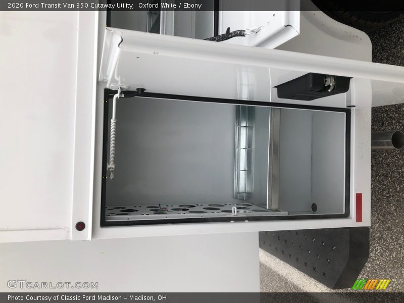 Oxford White / Ebony 2020 Ford Transit Van 350 Cutaway Utility