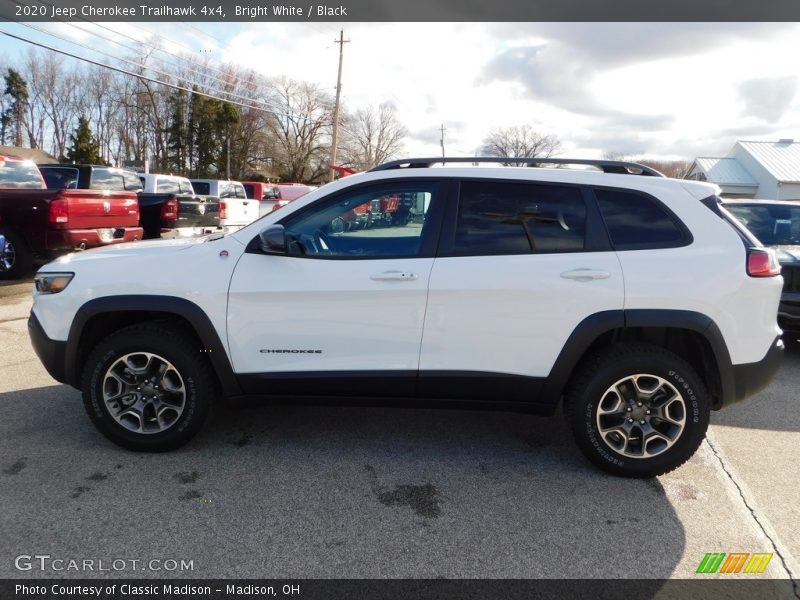 Bright White / Black 2020 Jeep Cherokee Trailhawk 4x4