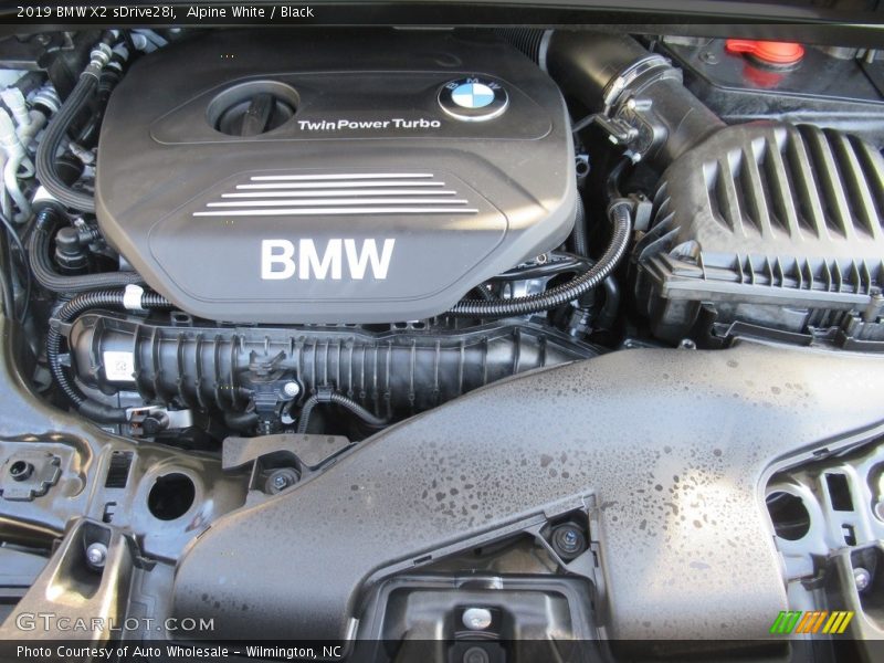 Alpine White / Black 2019 BMW X2 sDrive28i