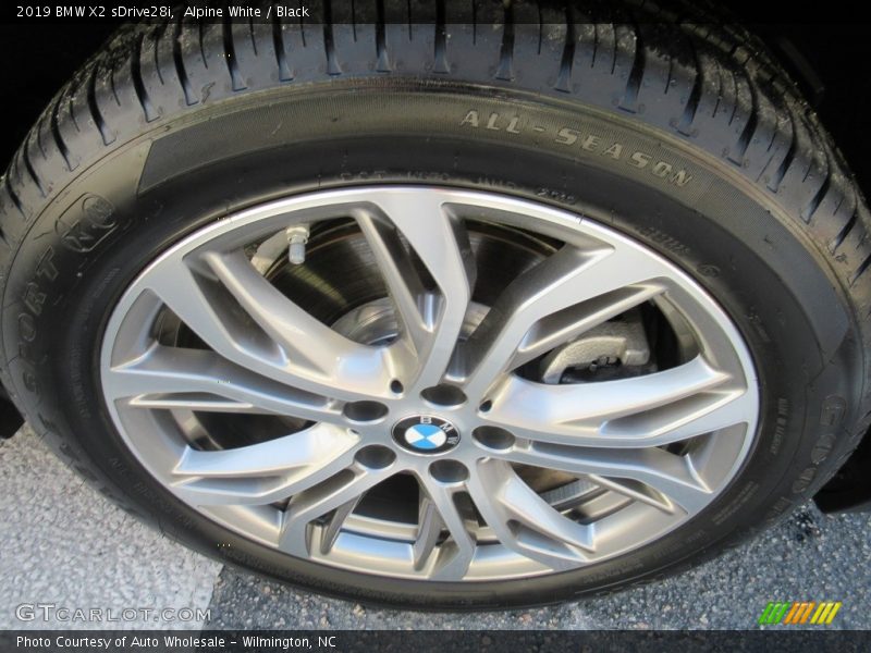 Alpine White / Black 2019 BMW X2 sDrive28i