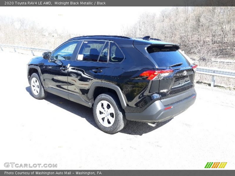 Midnight Black Metallic / Black 2020 Toyota RAV4 LE AWD