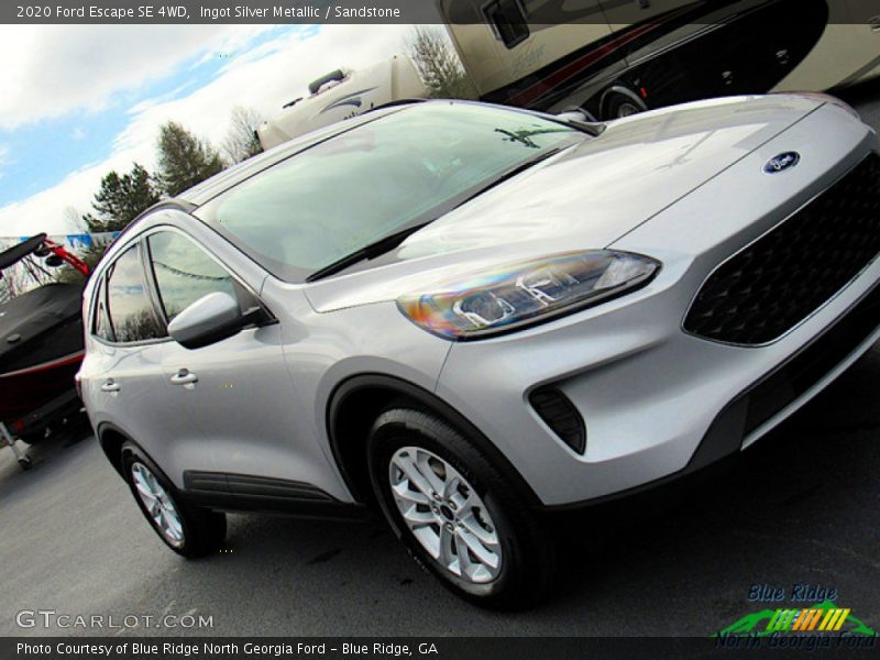 Ingot Silver Metallic / Sandstone 2020 Ford Escape SE 4WD