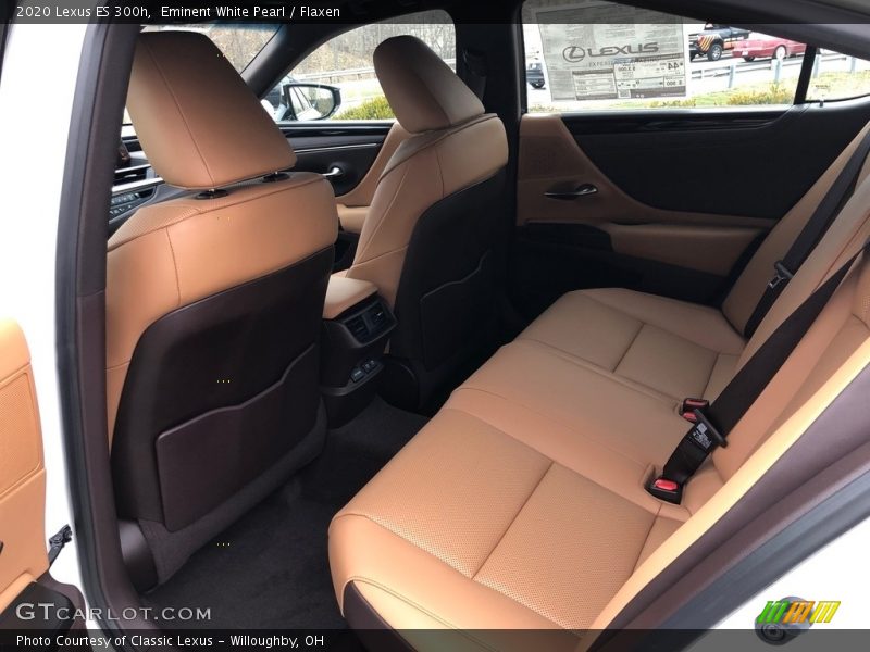 Eminent White Pearl / Flaxen 2020 Lexus ES 300h