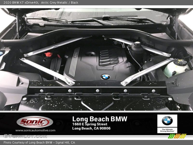 Arctic Grey Metallic / Black 2020 BMW X7 xDrive40i
