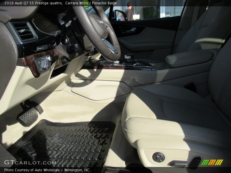 Carrara White / Pistachio Beige 2019 Audi Q7 55 Prestige quattro