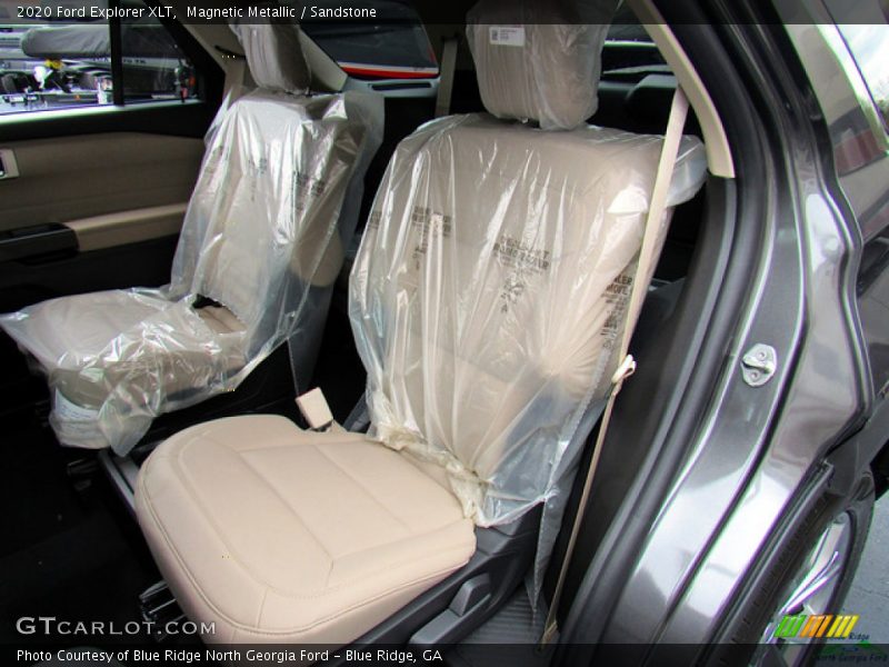 Magnetic Metallic / Sandstone 2020 Ford Explorer XLT