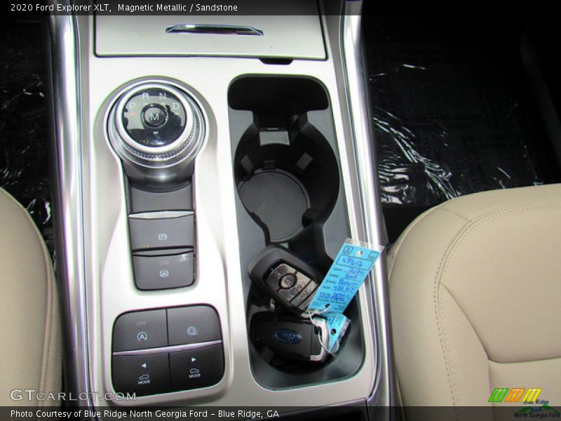 Magnetic Metallic / Sandstone 2020 Ford Explorer XLT
