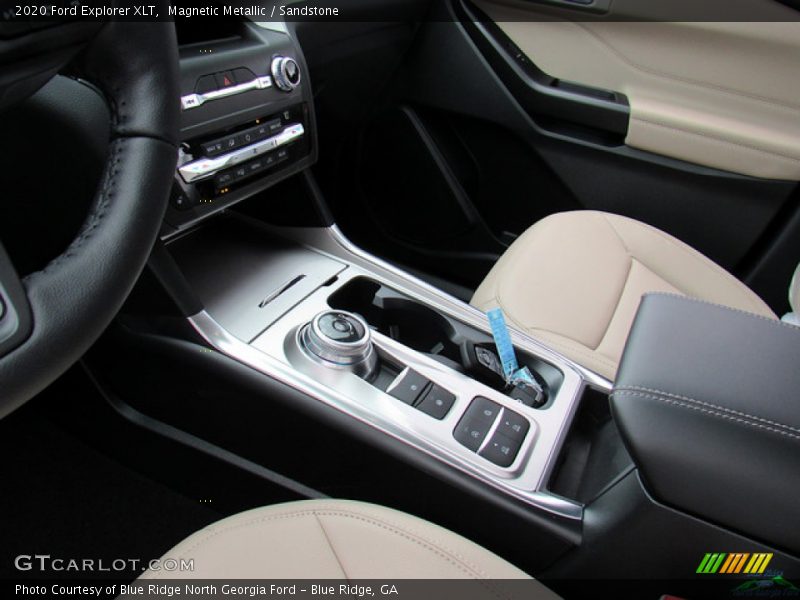 Magnetic Metallic / Sandstone 2020 Ford Explorer XLT