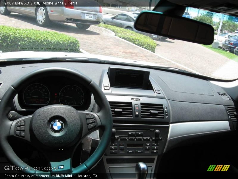 Alpine White / Terra 2007 BMW X3 3.0si