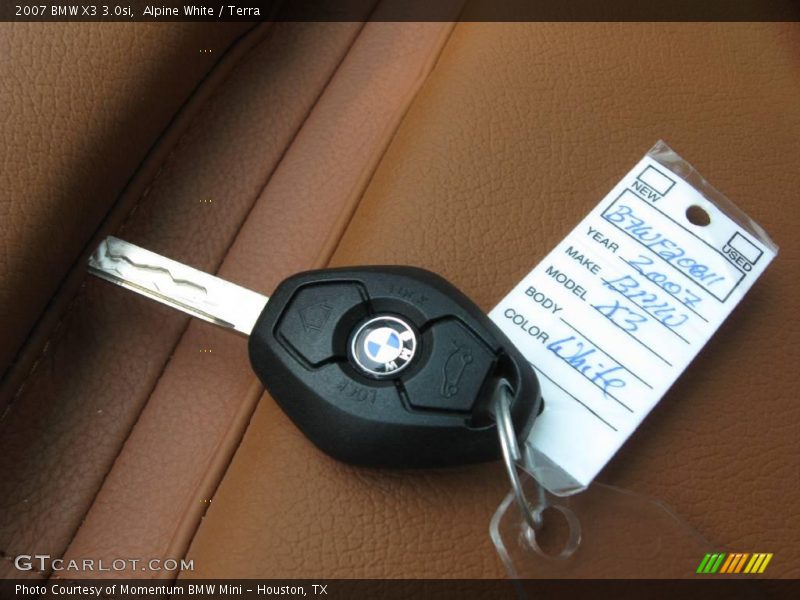 Alpine White / Terra 2007 BMW X3 3.0si