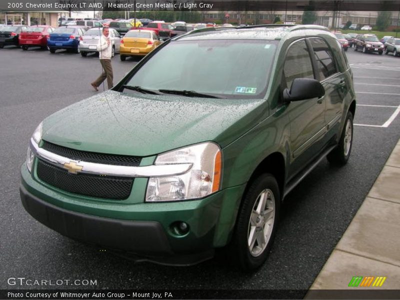 Front 3/4 View of 2005 Equinox LT AWD