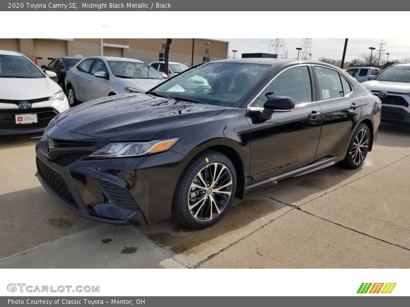 Midnight Black Metallic / Black 2020 Toyota Camry SE