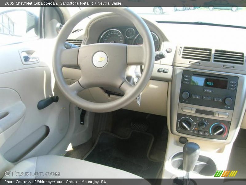 Sandstone Metallic / Neutral Beige 2005 Chevrolet Cobalt Sedan