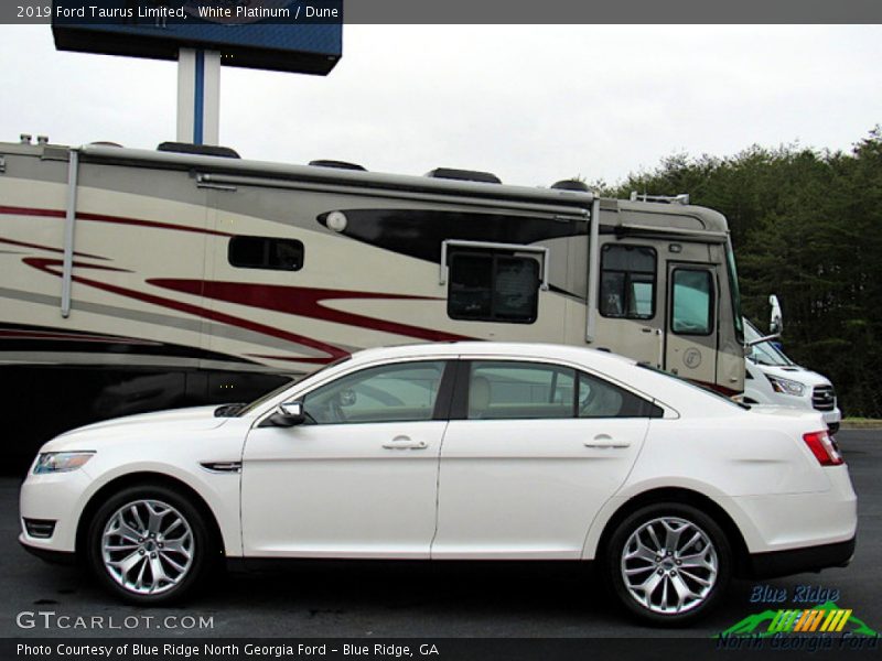 White Platinum / Dune 2019 Ford Taurus Limited