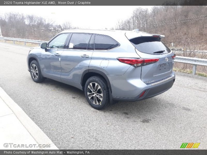 Moon Dust / Graphite 2020 Toyota Highlander XLE AWD