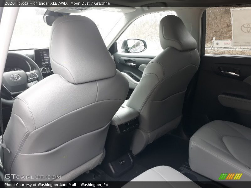 Moon Dust / Graphite 2020 Toyota Highlander XLE AWD
