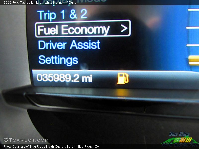 White Platinum / Dune 2019 Ford Taurus Limited