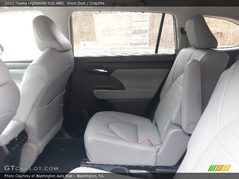 Moon Dust / Graphite 2020 Toyota Highlander XLE AWD