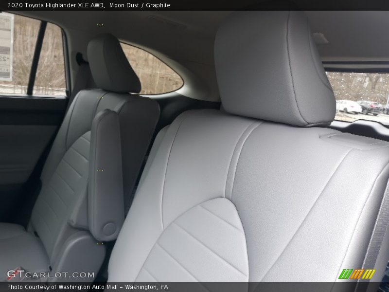 Moon Dust / Graphite 2020 Toyota Highlander XLE AWD