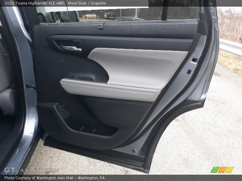 Moon Dust / Graphite 2020 Toyota Highlander XLE AWD