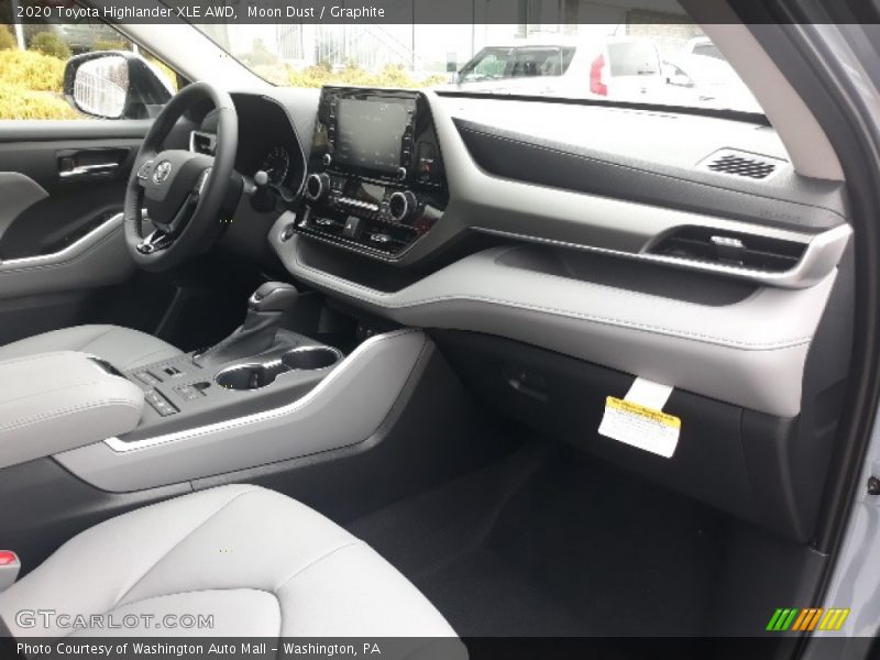 Moon Dust / Graphite 2020 Toyota Highlander XLE AWD