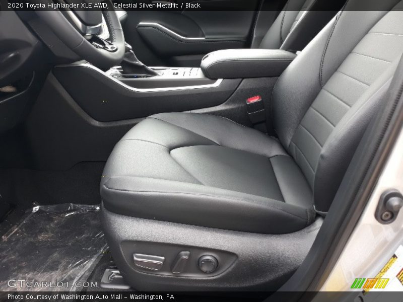 Celestial Silver Metallic / Black 2020 Toyota Highlander XLE AWD