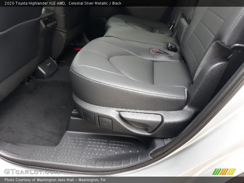 Celestial Silver Metallic / Black 2020 Toyota Highlander XLE AWD