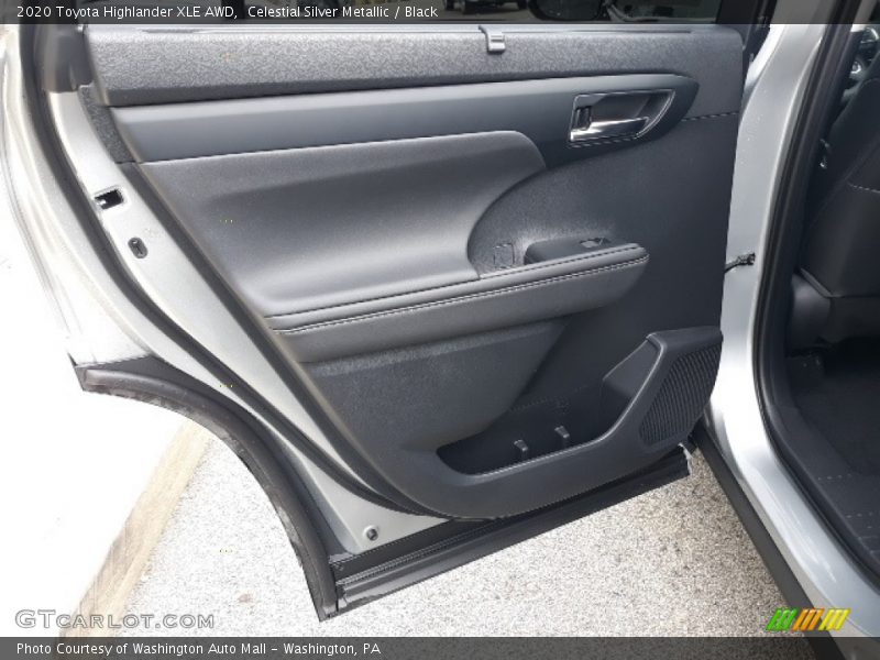 Celestial Silver Metallic / Black 2020 Toyota Highlander XLE AWD