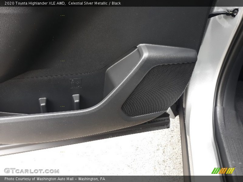 Celestial Silver Metallic / Black 2020 Toyota Highlander XLE AWD