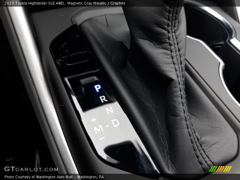 Magnetic Gray Metallic / Graphite 2020 Toyota Highlander XLE AWD