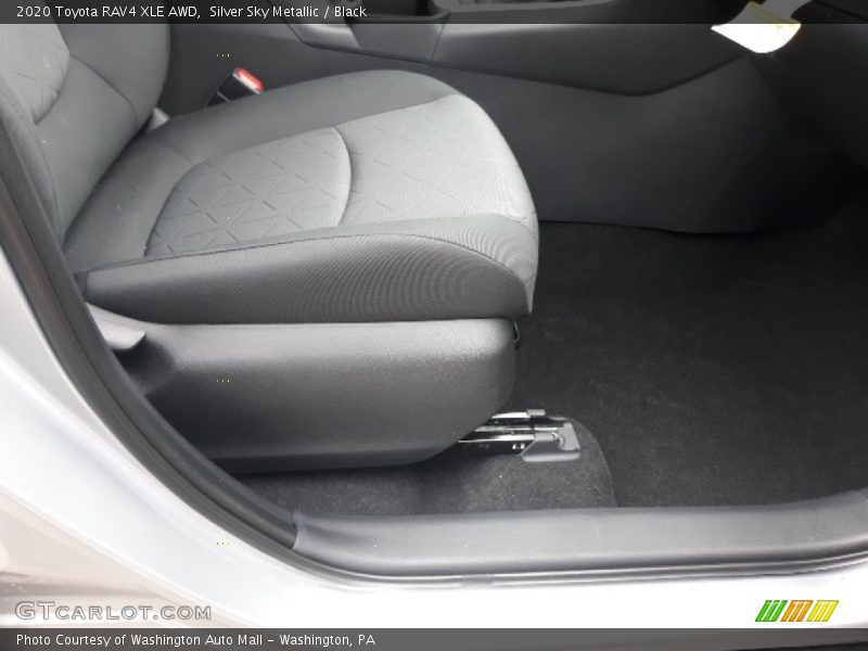 Silver Sky Metallic / Black 2020 Toyota RAV4 XLE AWD