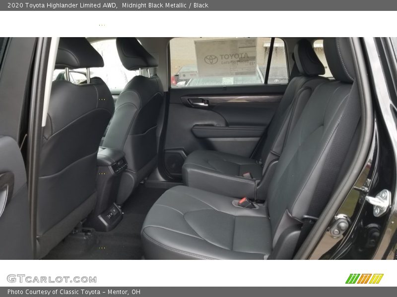 Midnight Black Metallic / Black 2020 Toyota Highlander Limited AWD