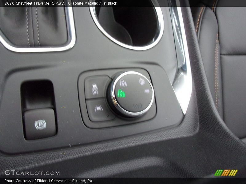 Graphite Metallic / Jet Black 2020 Chevrolet Traverse RS AWD