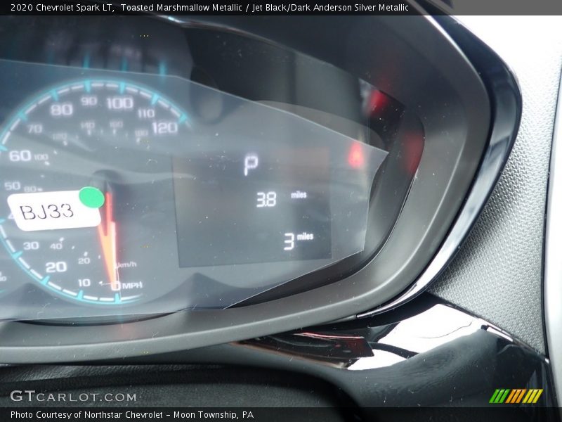 Toasted Marshmallow Metallic / Jet Black/Dark Anderson Silver Metallic 2020 Chevrolet Spark LT