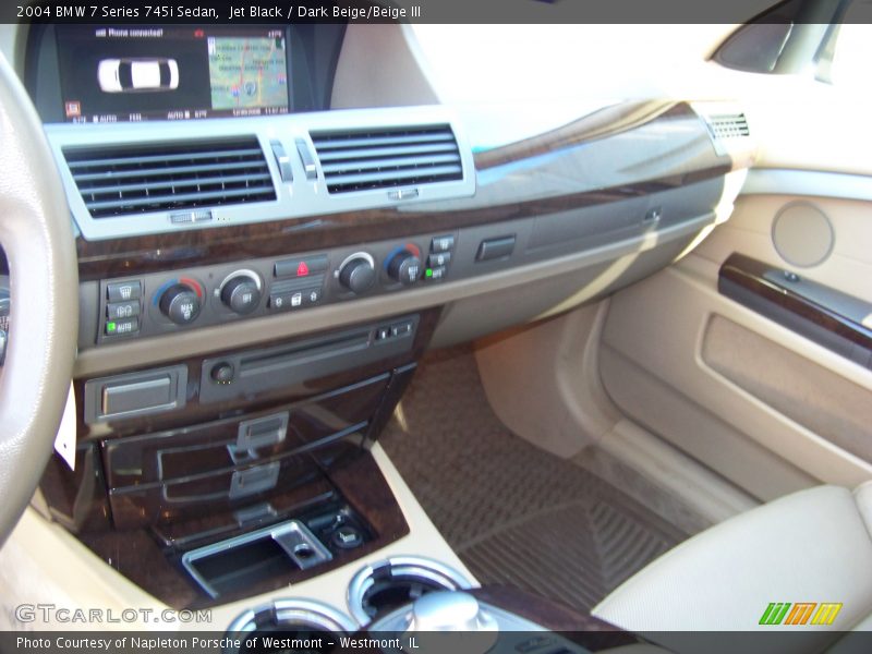 Jet Black / Dark Beige/Beige III 2004 BMW 7 Series 745i Sedan