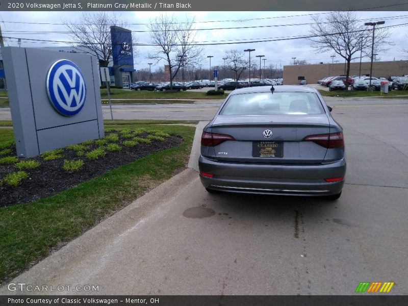 Platinum Gray Metallic / Titan Black 2020 Volkswagen Jetta S